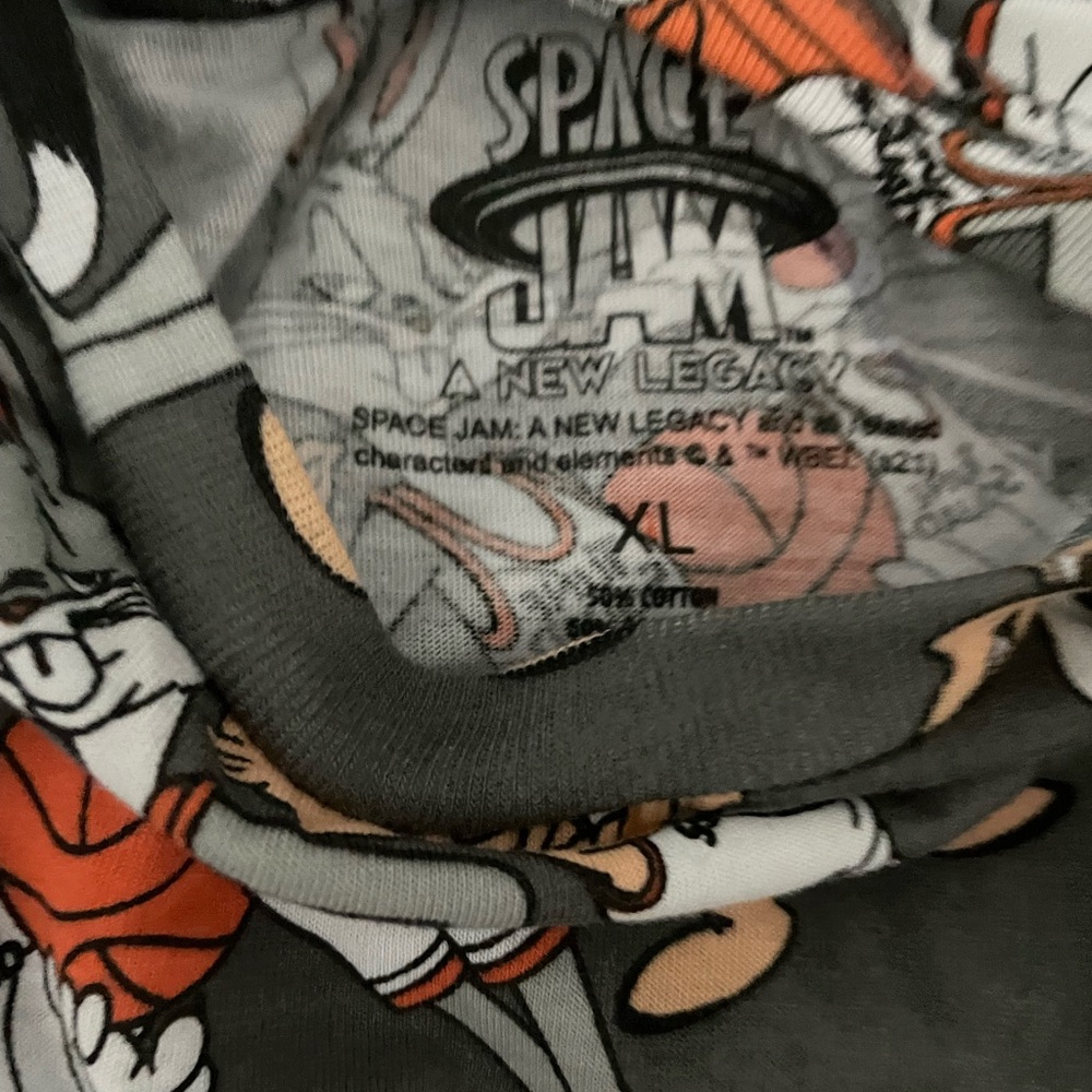 Looney Tunes Graphic Tee - Gray - Picture 5 of 5